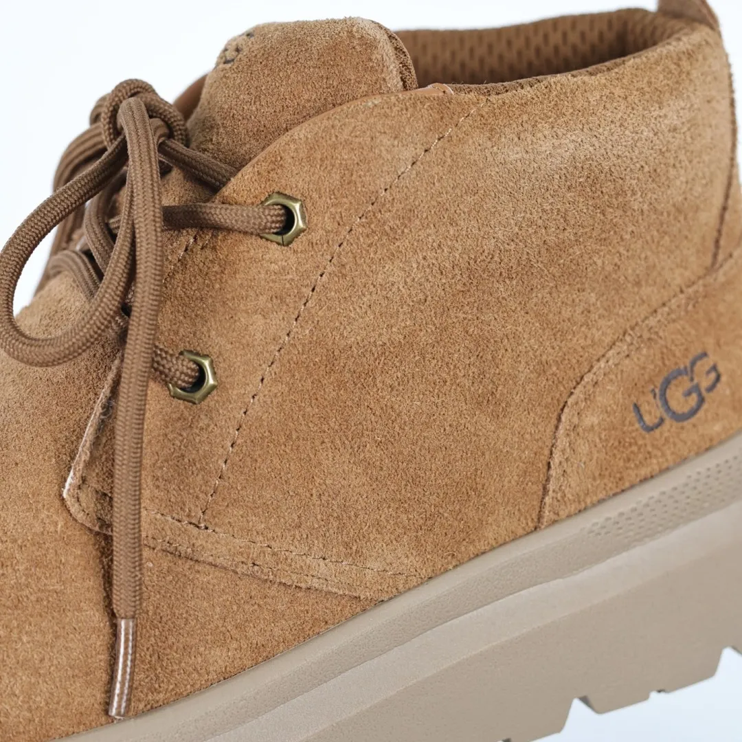 Copywriting price 💰700 Core recommendation Good price UGG sheepskin and fur integrated snow boots men's boots platform foreign trade exclusive UGG Burleigh Chukka men's mid-top snow boots 1151773 Produced by the ten-year-old brand shoemaking foundry production line, paying attention to every detail Longfeng A-grade genuine sheepskin and fur integrated completely following the ZP process. Size: 40 41 42 43 44 45
